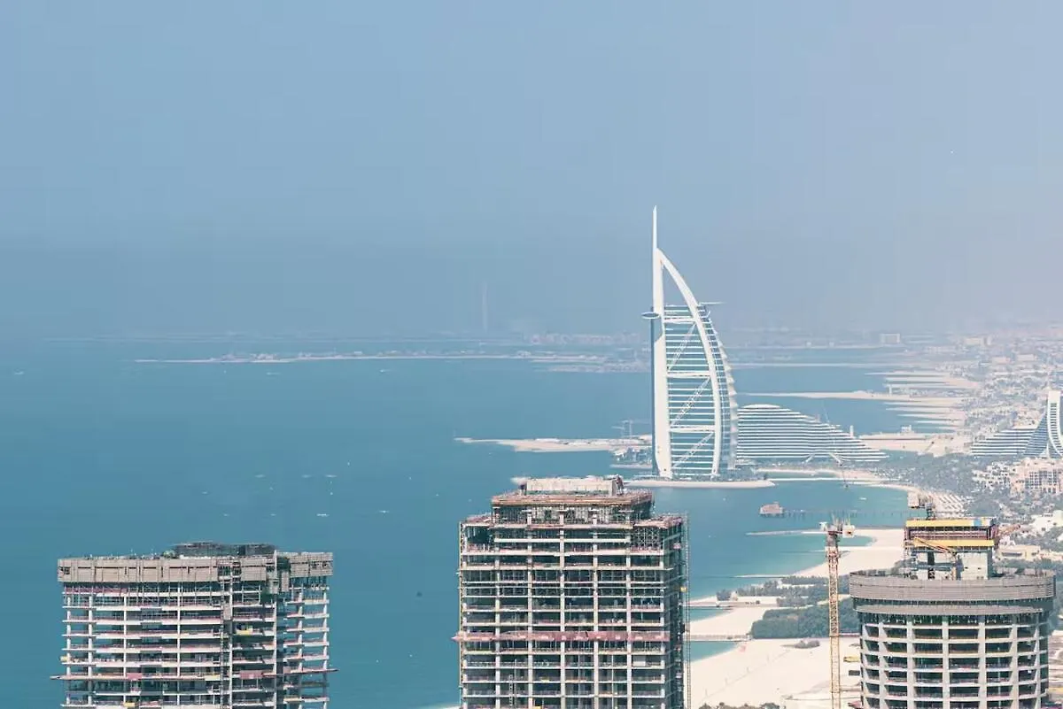 Zen Den - Vintage Charm With Full Sea View Apartment Dubai